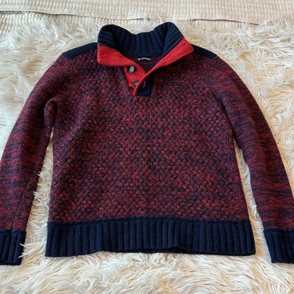 Men's Red, Navy Blue Sweater, Buttons,  Collar High quality Beautiful knit Small